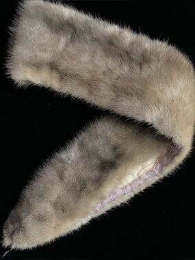 Vintage Silver Mink Fur Collar